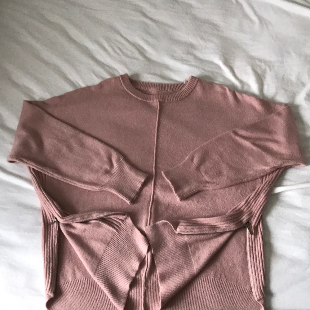 Blush pink Sweater shirt